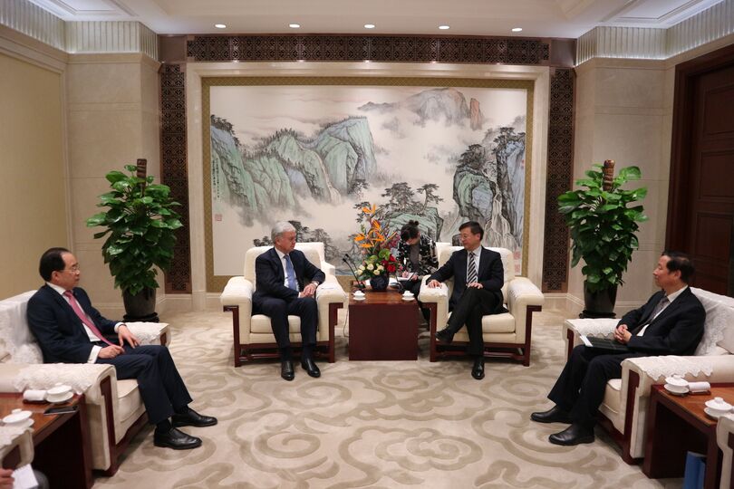 Встреча Генерального секретаря ШОС с вице-мэром города Шанхая