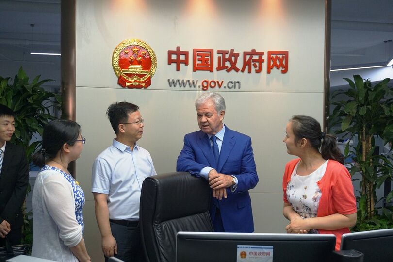 Онлайн-беседа Генерального секретаря ШОС с интернет-пользователями Синьхуанет