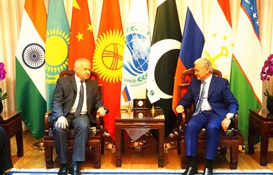 Генеральный секретарь ШОС встретился с Послом России в КНР