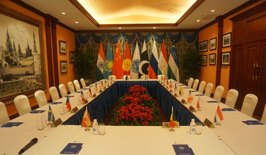 Встреча послов стран-членов ЕС в КНР с Генеральным секретарем ШОС Р.Алимовым