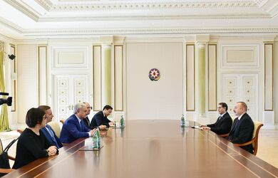 Генеральный секретарь ШОС встретился с Президентом Азербайджана (фото с сайта Президента Азербайджана)