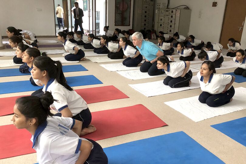 Генеральный секретарь ШОС посетил Центр йоги в Дели