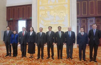 Клуб послов ШОС во главе с Генеральным секретарем ШОС провел встречу с Секретарем комитета КПК провинции Шаньдун