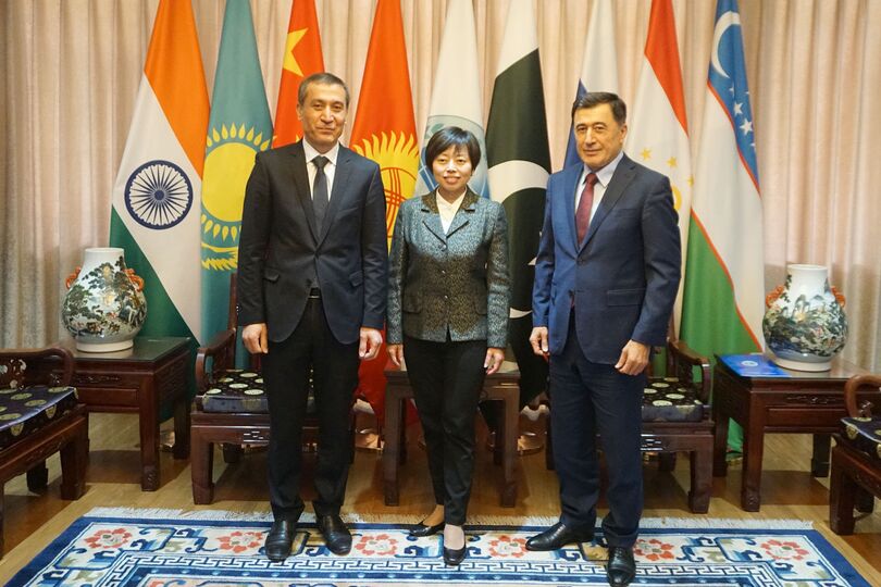 Встреча Генерального секретаря ШОС с Директором Центра народной дипломатии ШОС в Узбекистане сенатором и Генеральным секретарем Китайского комитета ШОС по добрососедству, дружбе и сотрудничеству
