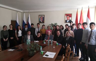 Секретариат ШОС рассказал студентам Российско-Таджикского Славянского университета об истории и деятельности Организации на современном этапе