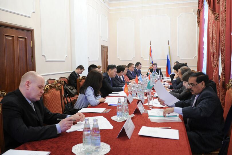 В Москве прошли очередные заседания экспертов ШОС по вопросам борьбы с незаконным оборотом наркотиков 