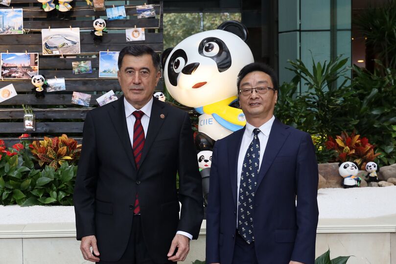 Генеральный секретарь ШОС встретился с заместителем руководителя  комитета по управлению новым районом Лянцзян