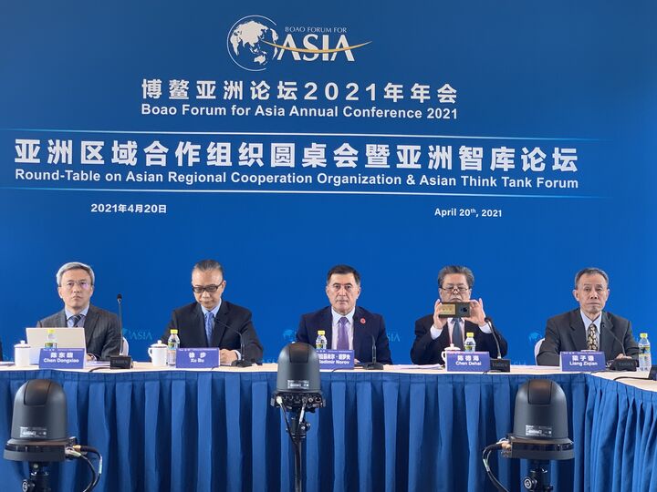 Генерального секретаря ШОС принял участие в круглом столе в рамках  ежегодной конференции Боаоского азиатского форума