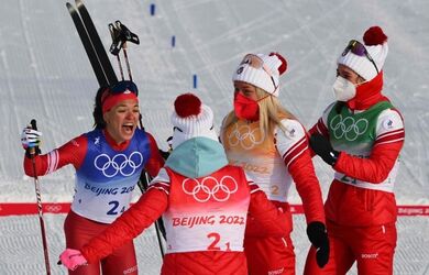 Команда ОКР- чемпион женской эстафеты в лыжных гонках