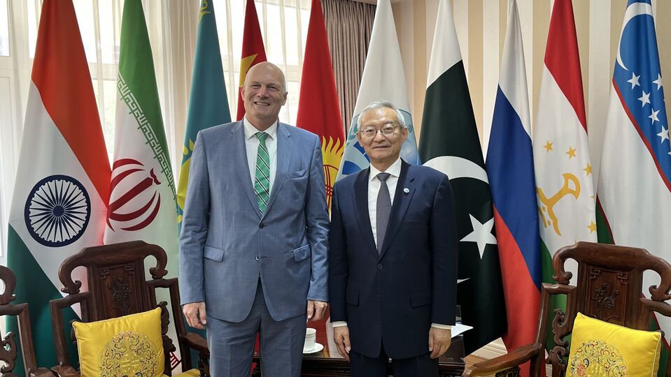 Встреча Генерального секретаря ШОС с Послом Швейцарии в Китае Встреча Генерального секретаря ШОС с Послом Швейцарии в Китае