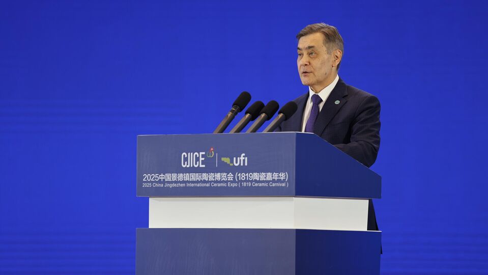 SCO Secretary General Attends International Ceramic Expo