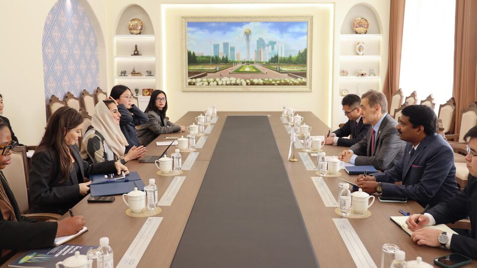 SCO Secretary General Meets with Secretary General of Digital Cooperation Organization