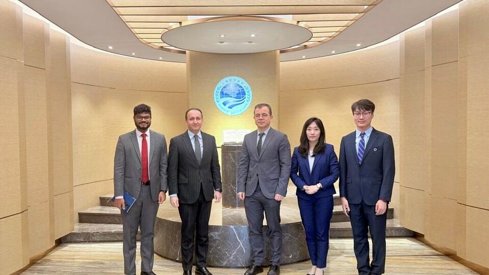 On Contacts with the UN Volunteers (UNV) programme