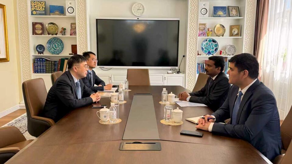 A Meeting with Representatives of the Global Energy Interconnection Development and Cooperation Organization held in the SCO Secretariat