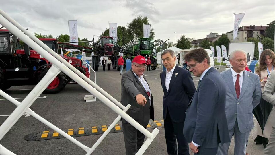 The Secretary-General visited the exhibition “Made in Tatarstan.”