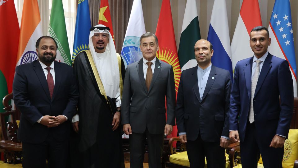 SCO Secretary-General Meets with the Ambassador of Kuwait