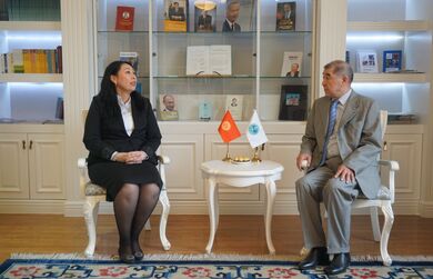 Встреча руководства Секретариата ШОС с Послом Кыргызской Республики в КНР