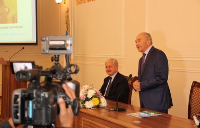 Генеральный секретарь ШОС провёл встречу в Самаркандском государственном университете