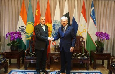 Встреча с Чрезвычайным и Полномочным Послом Австрийской Республики в КНР Фридрихом Штифтом