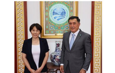 Генеральный секретарь ШОС принял делегацию китайского телеканала CCTV-4 во главе с продюсером документальных фильмов канала г-жой Сюэ Хунся