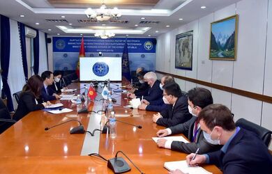 Встреча Министра иностранных дел Кыргызской Республики Руслана Казакбаева с членами миссии наблюдателей от ШОС