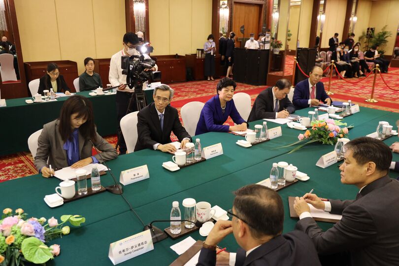 Генеральный секретарь ШОС встретился с Заместителем Председателя ПК ВСНП Китая г-жой Шэнь Юэюэ